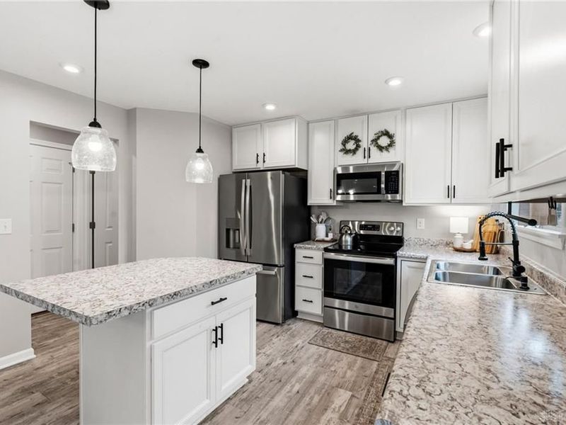 1494 Indigo Drive, Fairborn, OH 45324 Photo 12