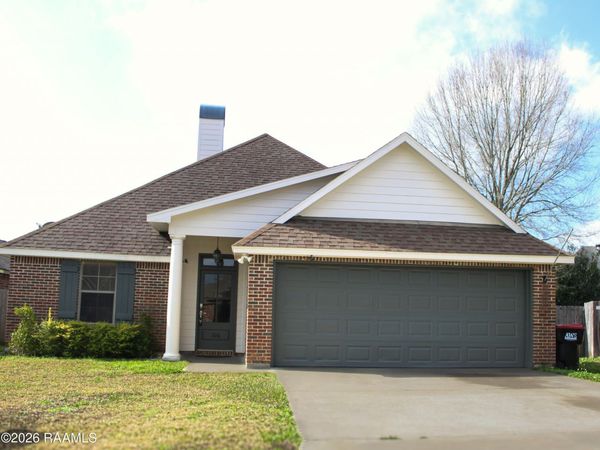 106 Country Mile Drive , Youngsville, LA 70592