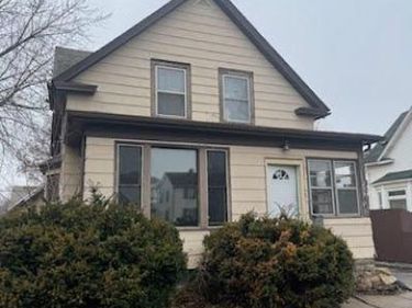 216 5th Avenue S, South Saint Paul, MN 55075