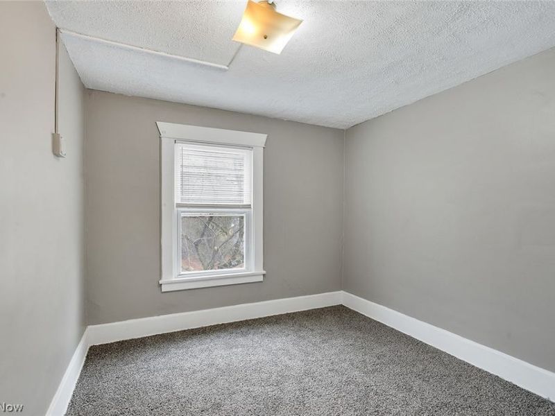 70 S Glenellen Avenue, Youngstown, OH 44509 Photo 24