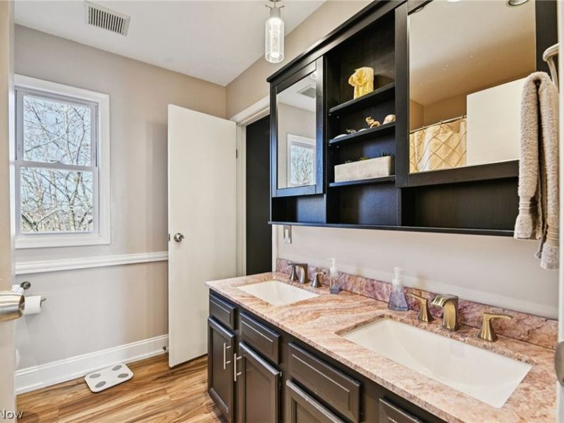 520 Gibbs Road, Akron, OH 44312 Photo 21