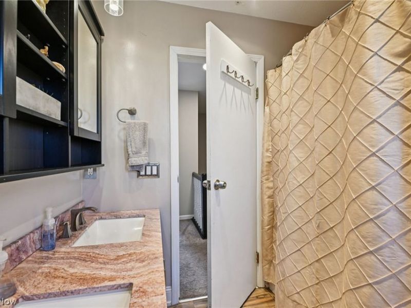 520 Gibbs Road, Akron, OH 44312 Photo 22