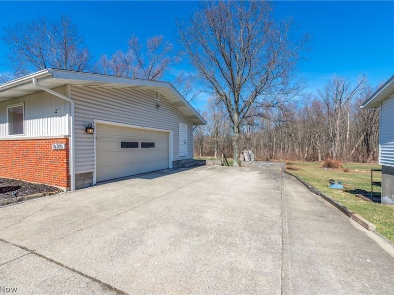 16305 Sperry Road, Vermilion, OH 44089 Photo 4