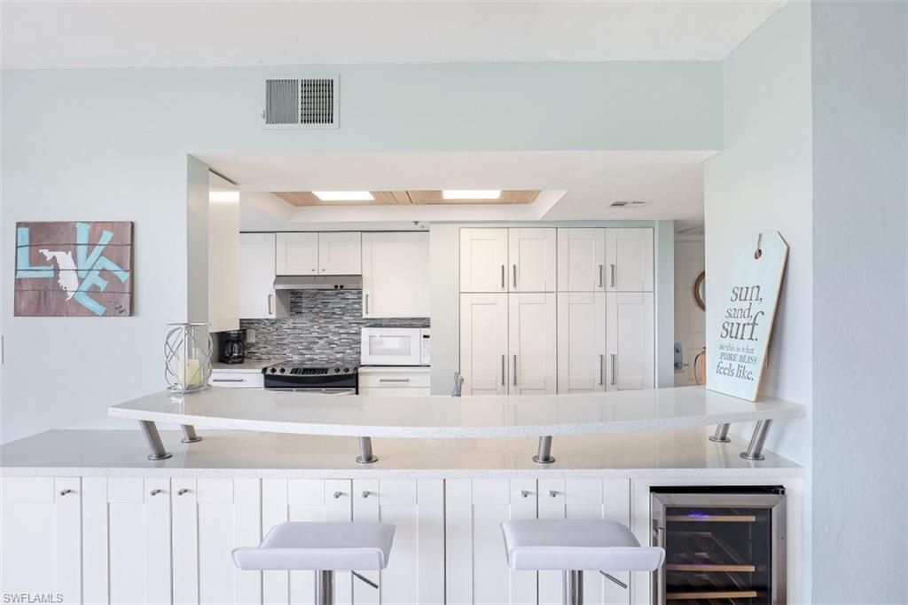 5501 Heron Point Dr, Unit 501, Naples, FL 34108 Photo