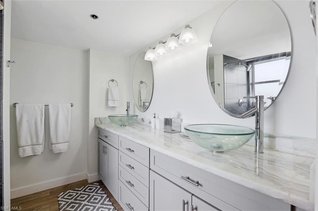 5501 Heron Point Dr, Unit 501, Naples, FL 34108 Photo
