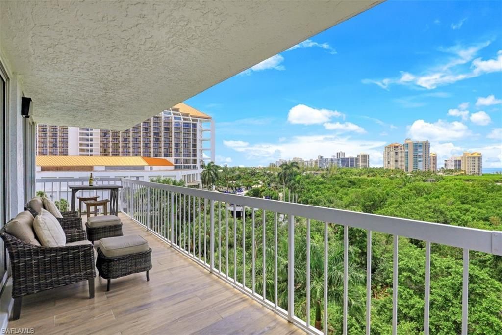 5501 Heron Point Dr, Unit 501, Naples, FL 34108 Photo