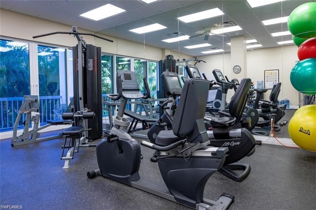 5501 Heron Point Dr, Unit 501, Naples, FL 34108 Photo