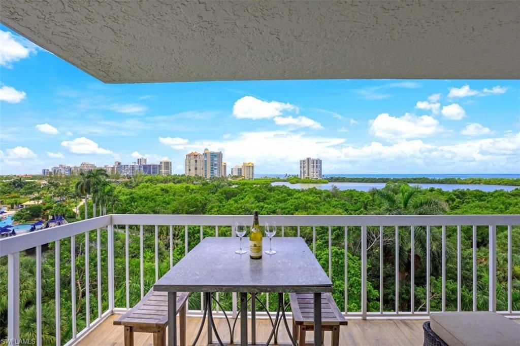5501 Heron Point Dr, Unit 501, Naples, FL 34108 Photo