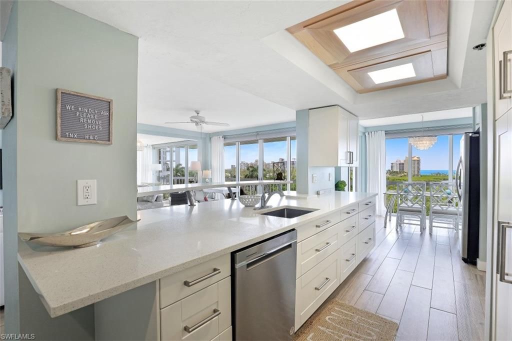 5501 Heron Point Dr, Unit 501, Naples, FL 34108 Photo