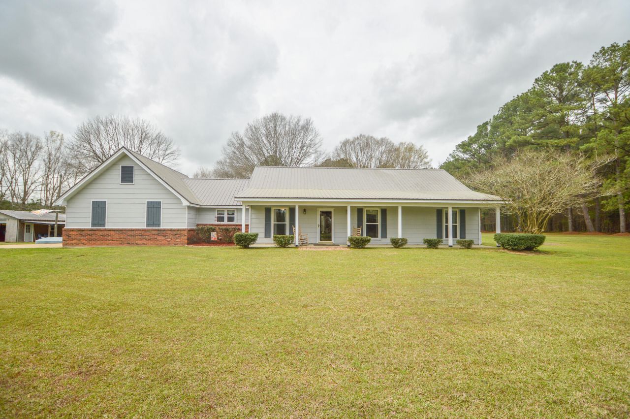 7527 Crawford, Starkville, MS 39759 Main Photo