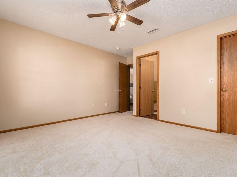 5445 Beresford Street , Unit 220, Canal Winchester, OH 43110 Photo 16