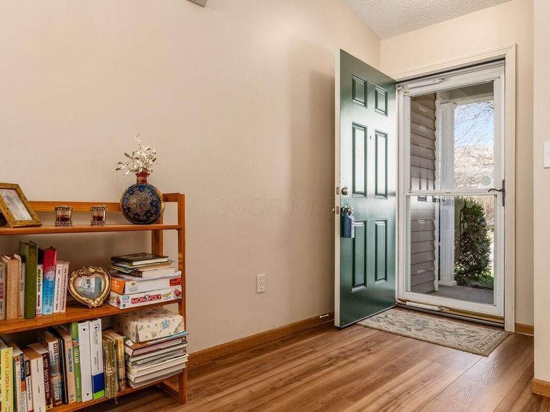 5445 Beresford Street , Unit 220, Canal Winchester, OH 43110 Photo 6