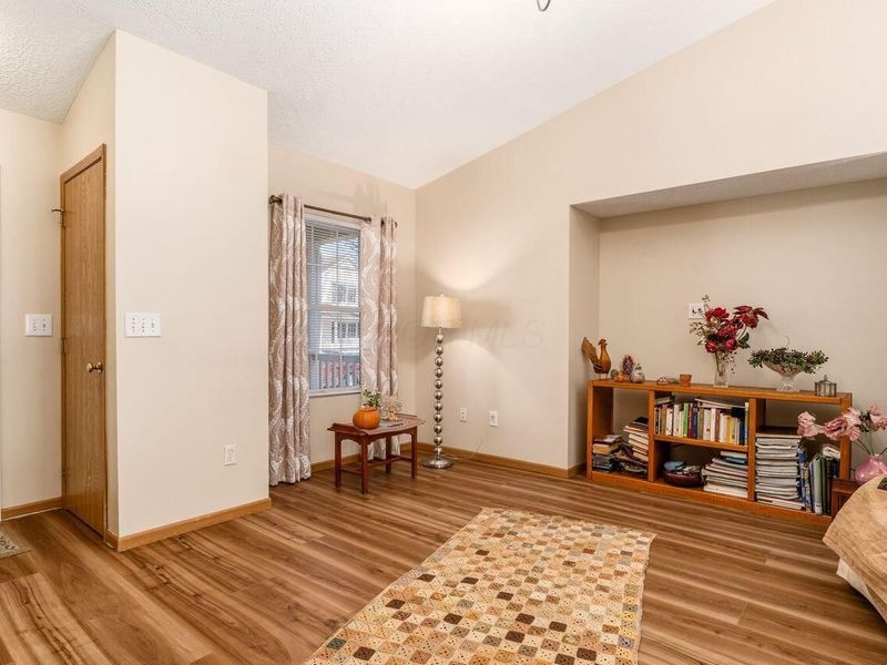 5445 Beresford Street , Unit 220, Canal Winchester, OH 43110 Photo 7