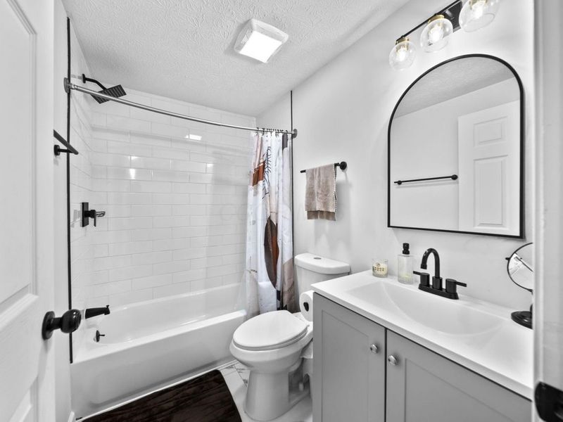 2310 Tempest Drive, Columbus, OH 43232 Photo 8