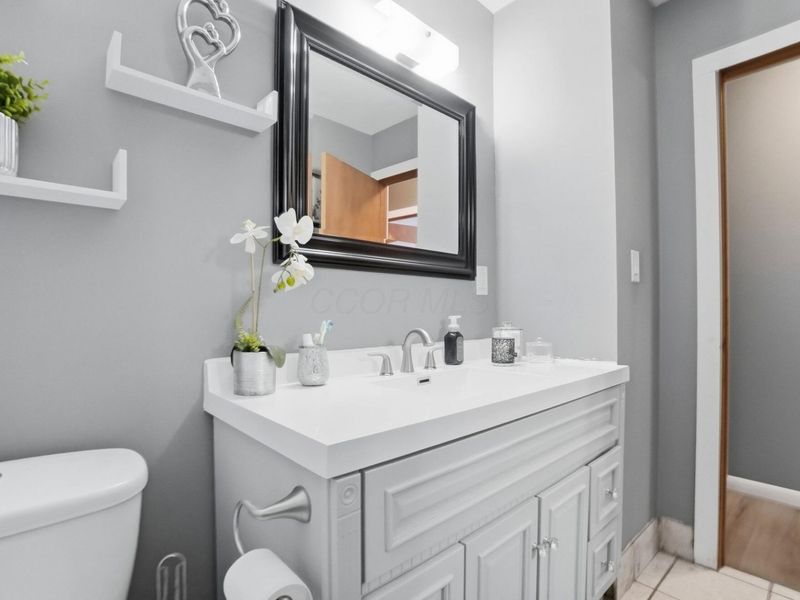 1905 Woodcrest Road, Columbus, OH 43232 Photo 15