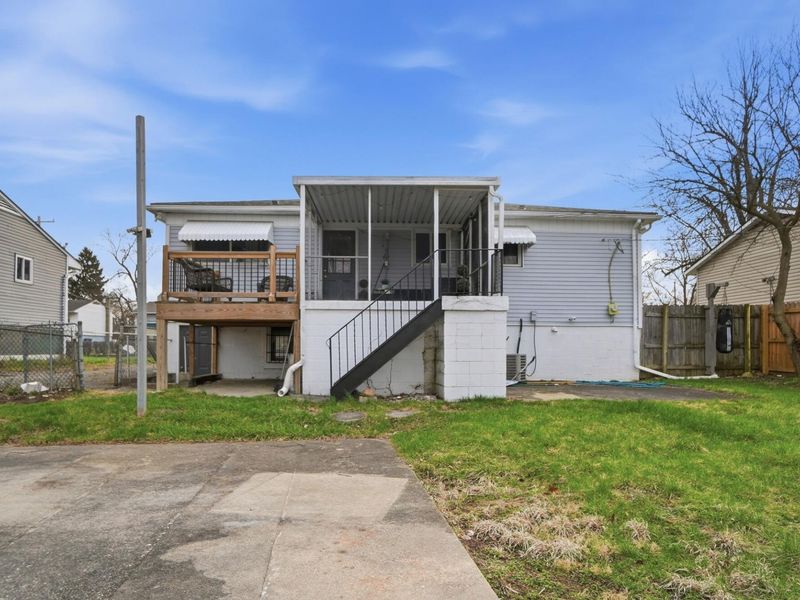1905 Woodcrest Road, Columbus, OH 43232 Photo 37