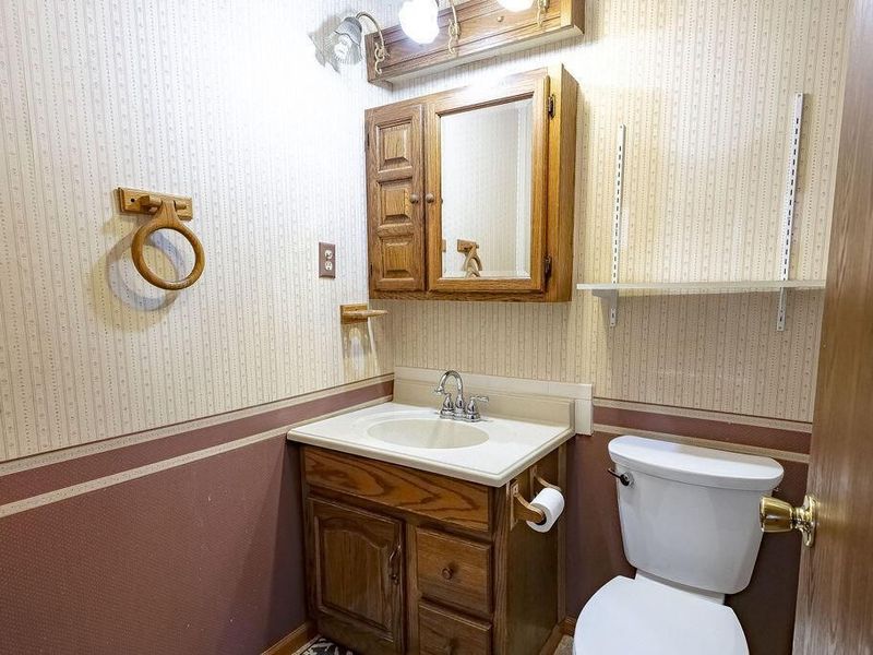 538 N Clayton Street, Centerburg, OH 43011 Photo 10