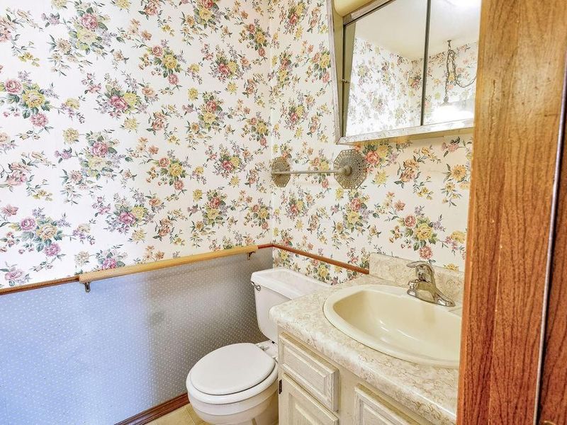 538 N Clayton Street, Centerburg, OH 43011 Photo 14