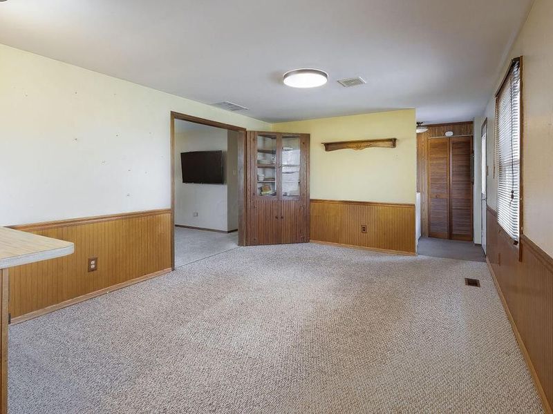 538 N Clayton Street, Centerburg, OH 43011 Photo 6