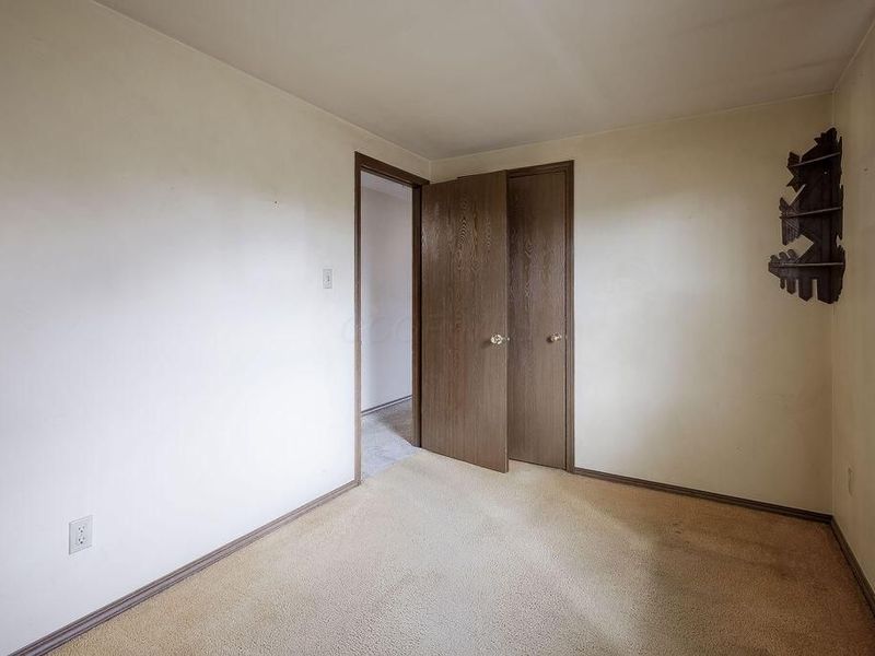 538 N Clayton Street, Centerburg, OH 43011 Photo 9