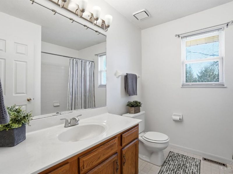 4329 Cody Brook Drive, Liberty Township, OH 45011 Photo 21