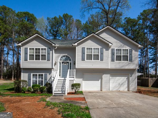 64 Wooddale Lane, Carrollton, GA 30117