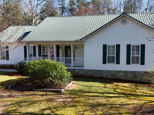 160 Heather Way, Cleveland, GA 30528