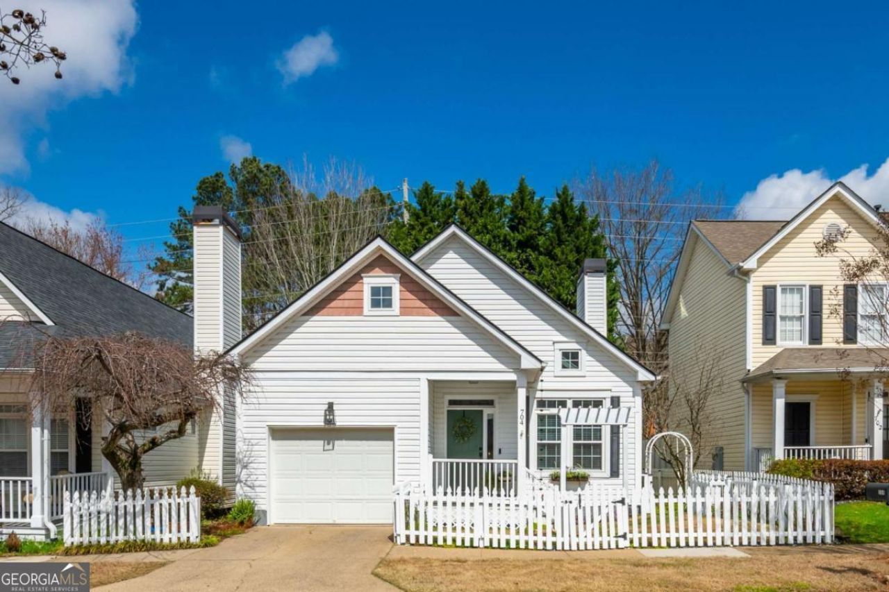 704 Gardenside Circle Se, Marietta, GA 30067 Main Photo