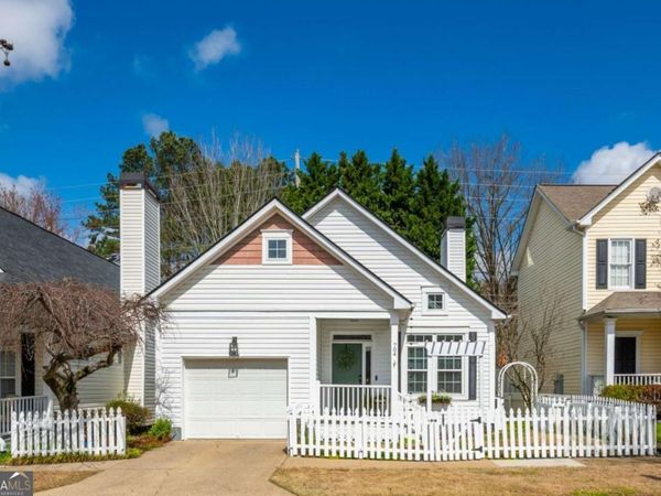 704 Gardenside Circle SE, Marietta, GA 30067