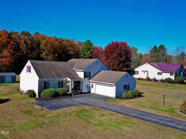 141 Eccles Drive, Hagaman, NY 12086