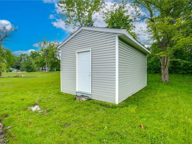 9109 Seminole Lane, Macedonia, OH 44056 Photo 4