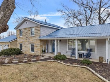 1628 Valley View Drive, Winona, MN 55987