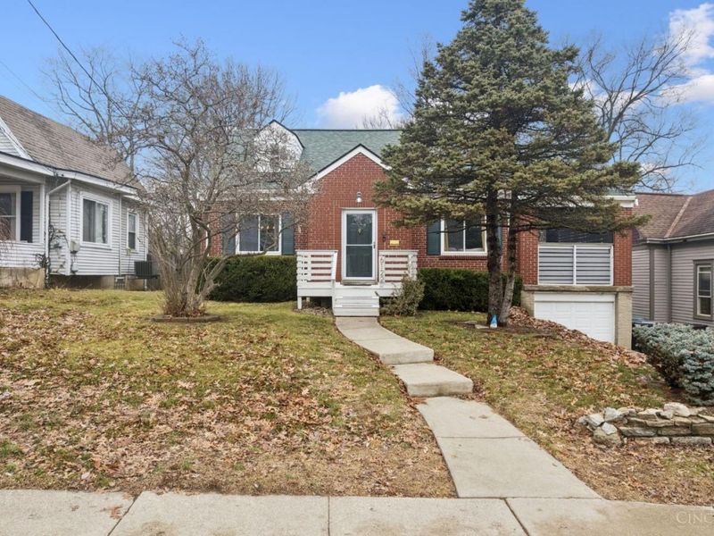 6122 Corbly Road, Cincinnati, OH 45230 Photo 2