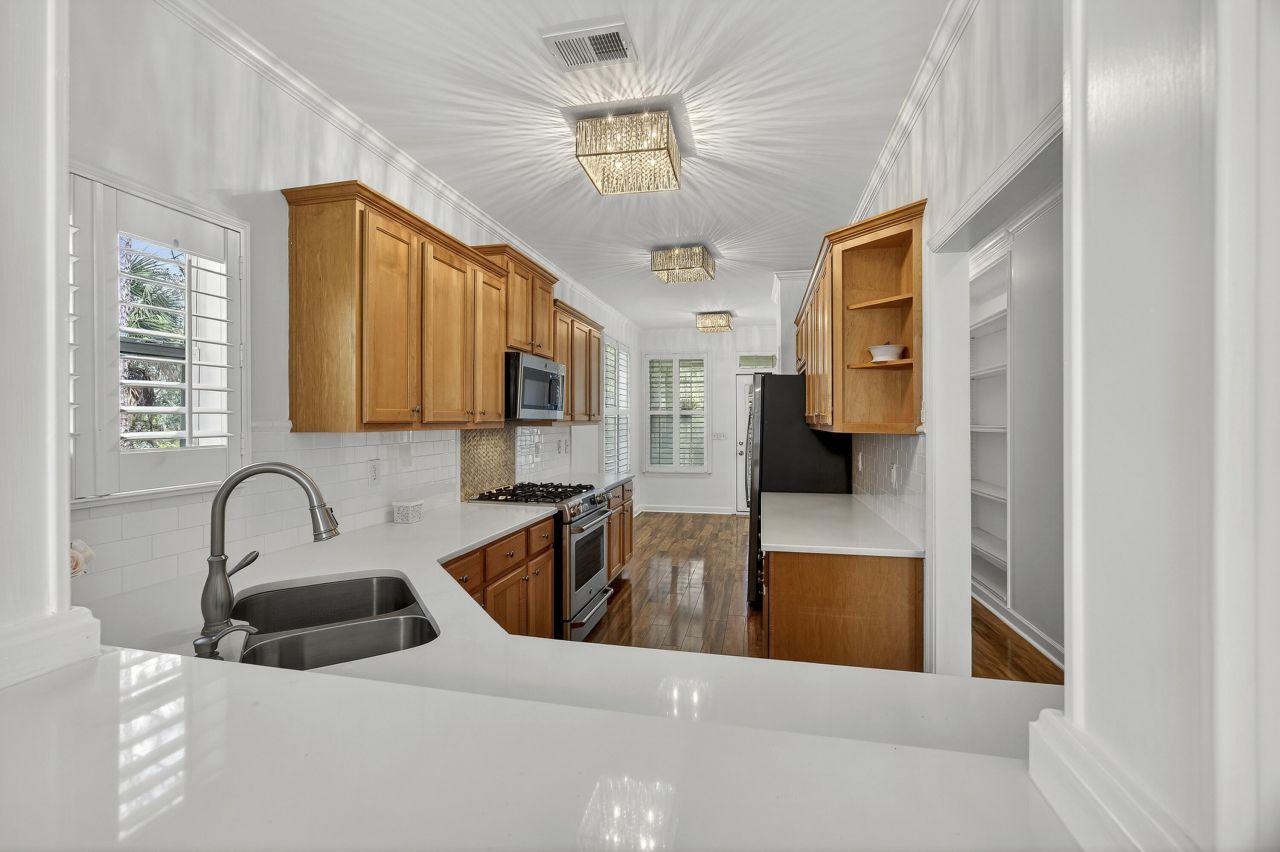 188 Fair Sailing Road Photo 11