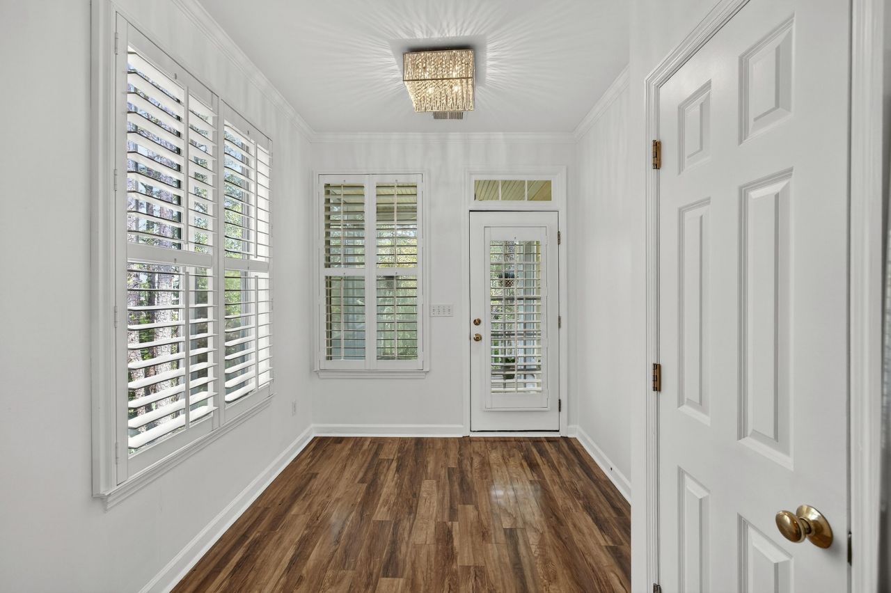 188 Fair Sailing Road Photo 16