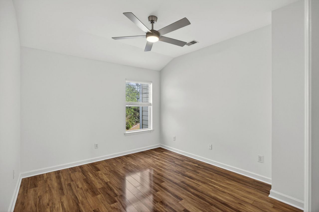 188 Fair Sailing Road Photo 39