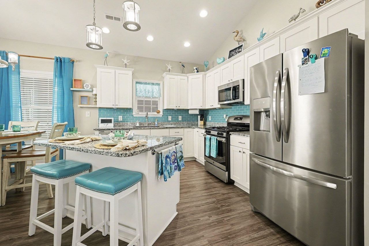 4315 Grande Harbour Blvd. Photo 14