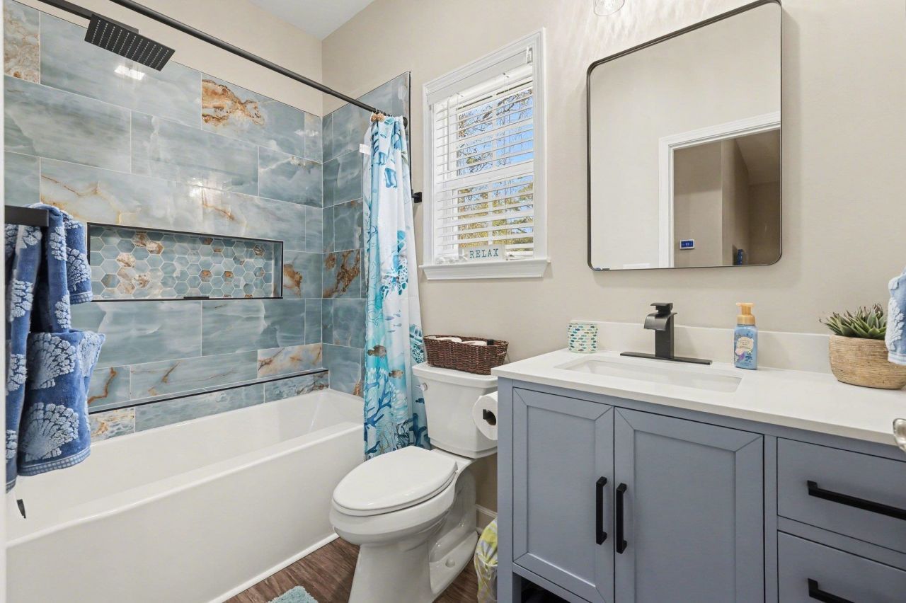 4315 Grande Harbour Blvd. Photo 26