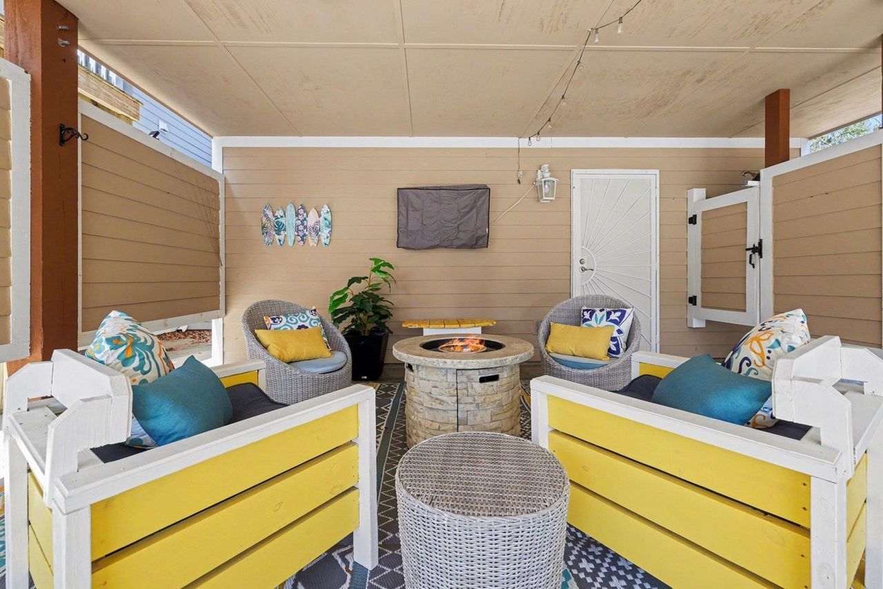 4315 Grande Harbour Blvd. Photo 28