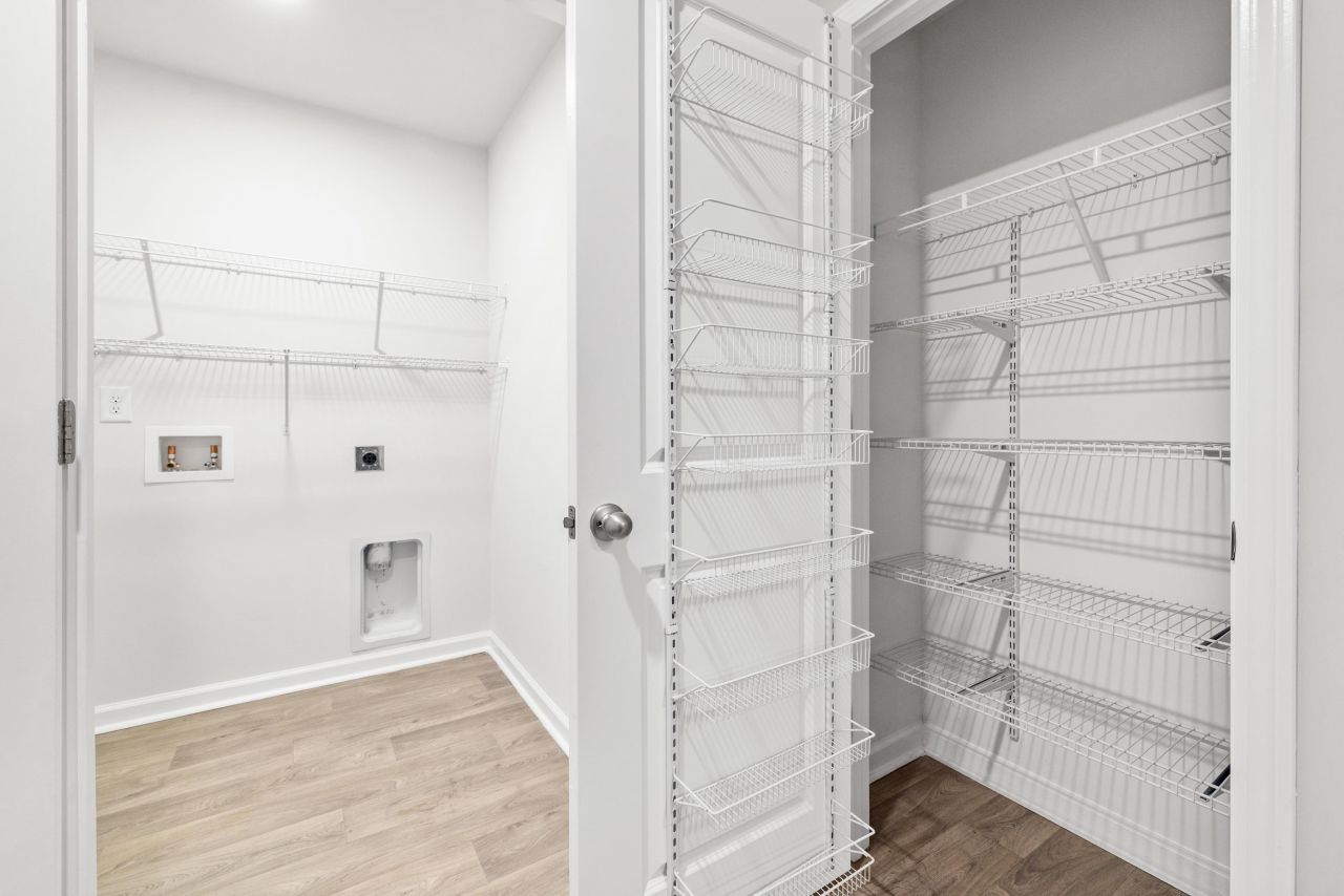 339 Woodcross Court Photo 21