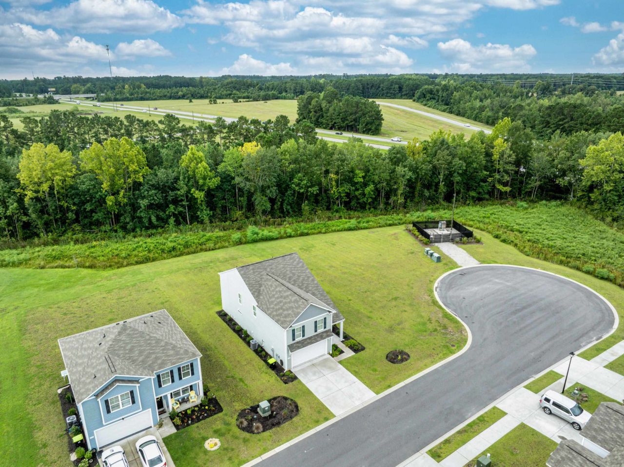 339 Woodcross Court Photo 6