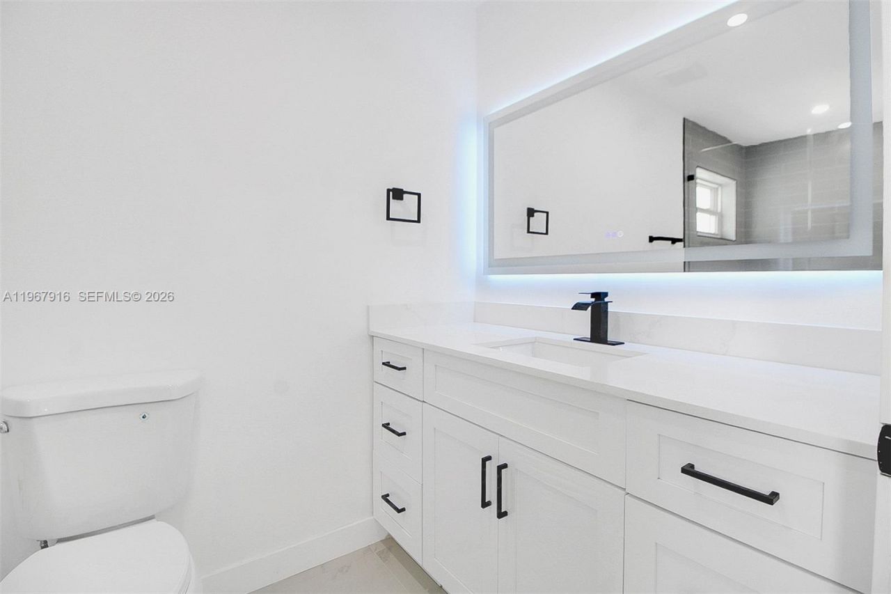 7893 SW 9th Ter, Miami, FL 33144 Photo