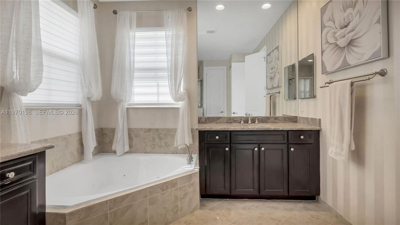 10120 N Lake Vista Ct , Parkland, FL 33076 Photo