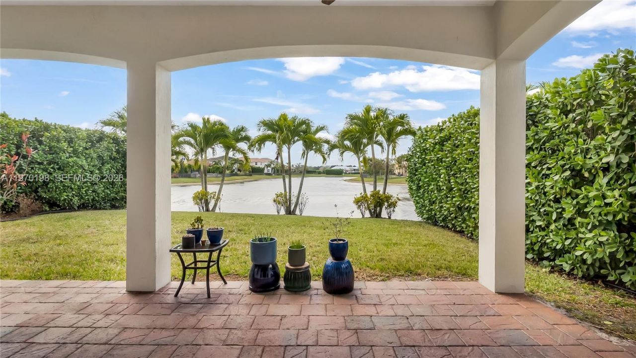 10120 N Lake Vista Ct , Parkland, FL 33076 Photo