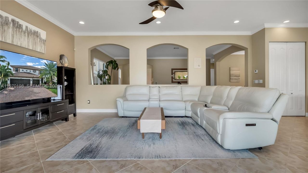 10120 N Lake Vista Ct , Parkland, FL 33076 Photo