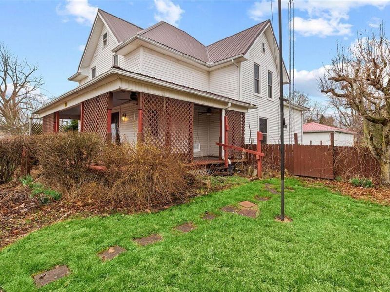 710 S Springfield Street , Saint Paris, OH 43072 Photo 6