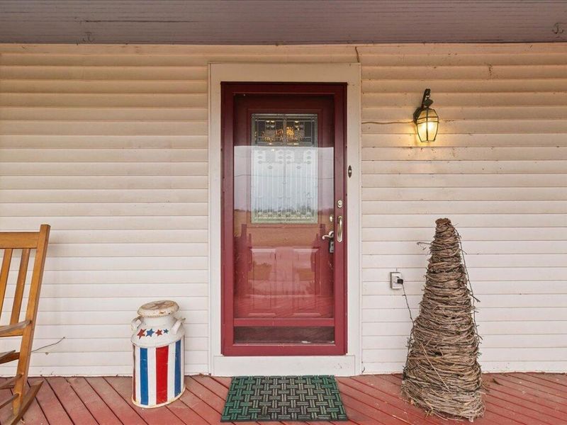 710 S Springfield Street , Saint Paris, OH 43072 Photo 9