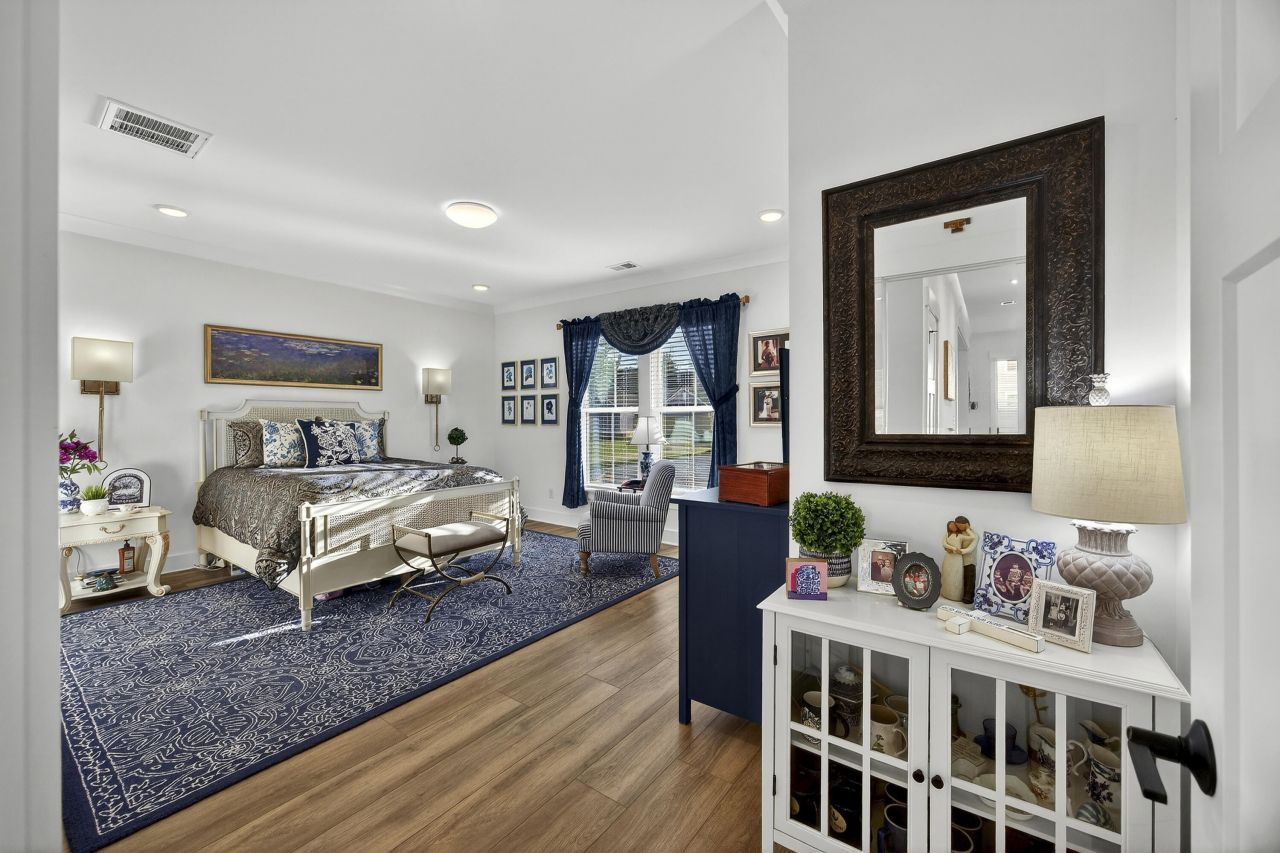 106 Pine Waters Lane Photo 15