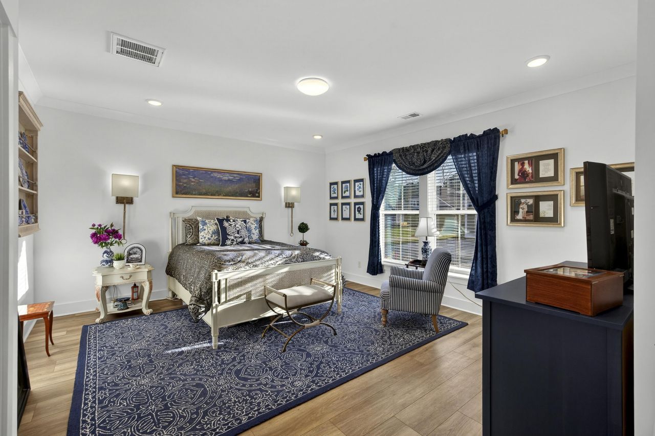 106 Pine Waters Lane Photo 16