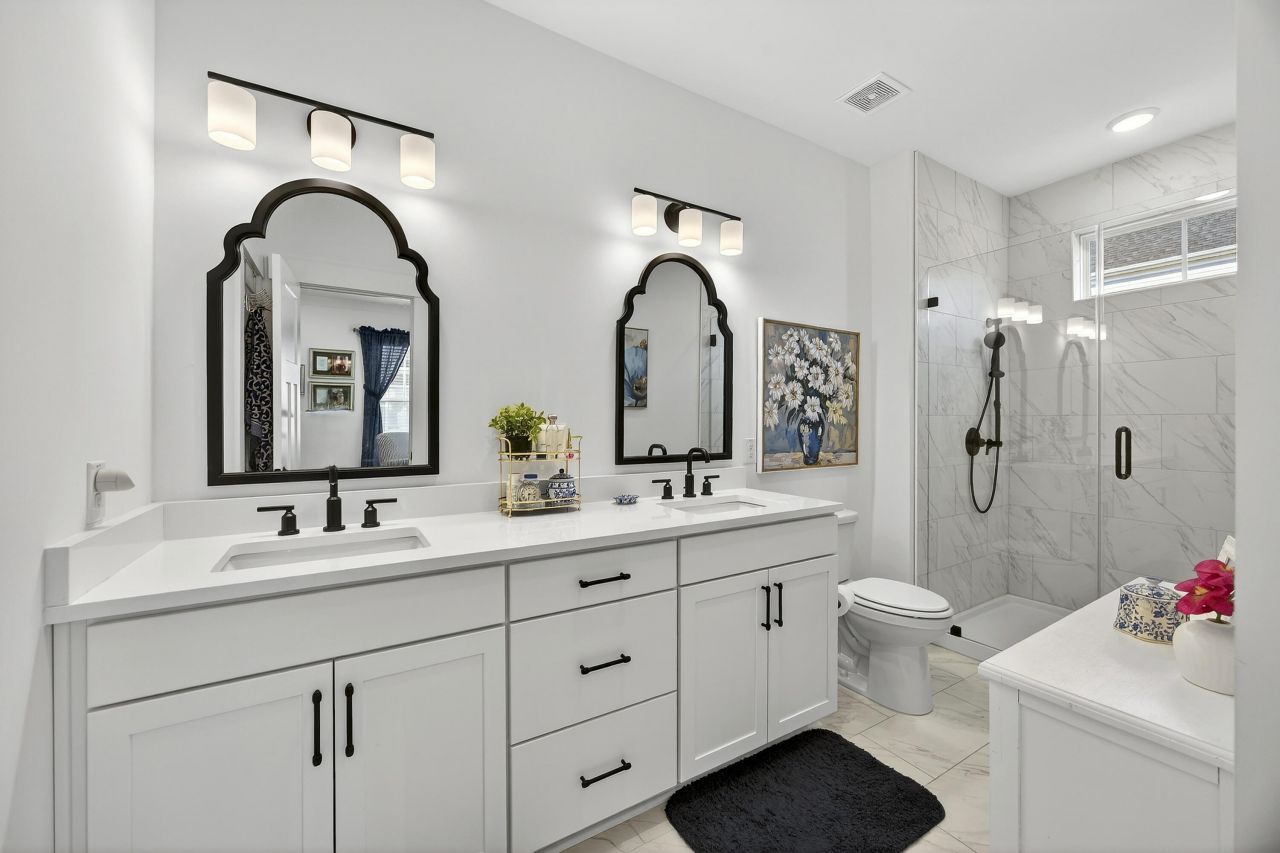 106 Pine Waters Lane Photo 18